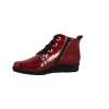 Boots en cuir vernis rouge de la marque française INEA, dessus, doublure, semelle de propreté cuir, semelle élastomère, fermeture par lacets et zip latéral.