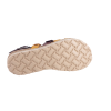 Sandale CHIPRE 147 en cuir de la marque espagnole YOKONO, dessus/tige cuir, doublure cuir, semelle intérieure cuir, semelle extérieure élastomère, boucle à boucle croisée, sangle arrière.