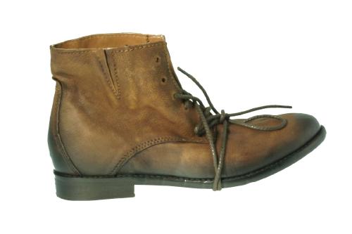 Chaussures montantes à lacets, marque INUOVO, dessus/tige cuir, doublure textile, semelle intérieure cuir, semelle extérieure autre matière